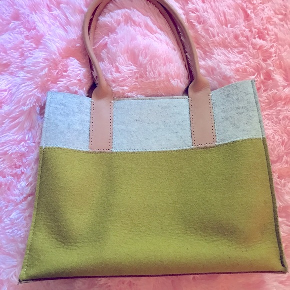 GRAF LANTZ Handbags - GRAF LANTZ Jaunt Petite Wool Lemon Tote Pre-Owned